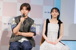 なこなこカップル、「warple（ワープル）」記者発表会に登場