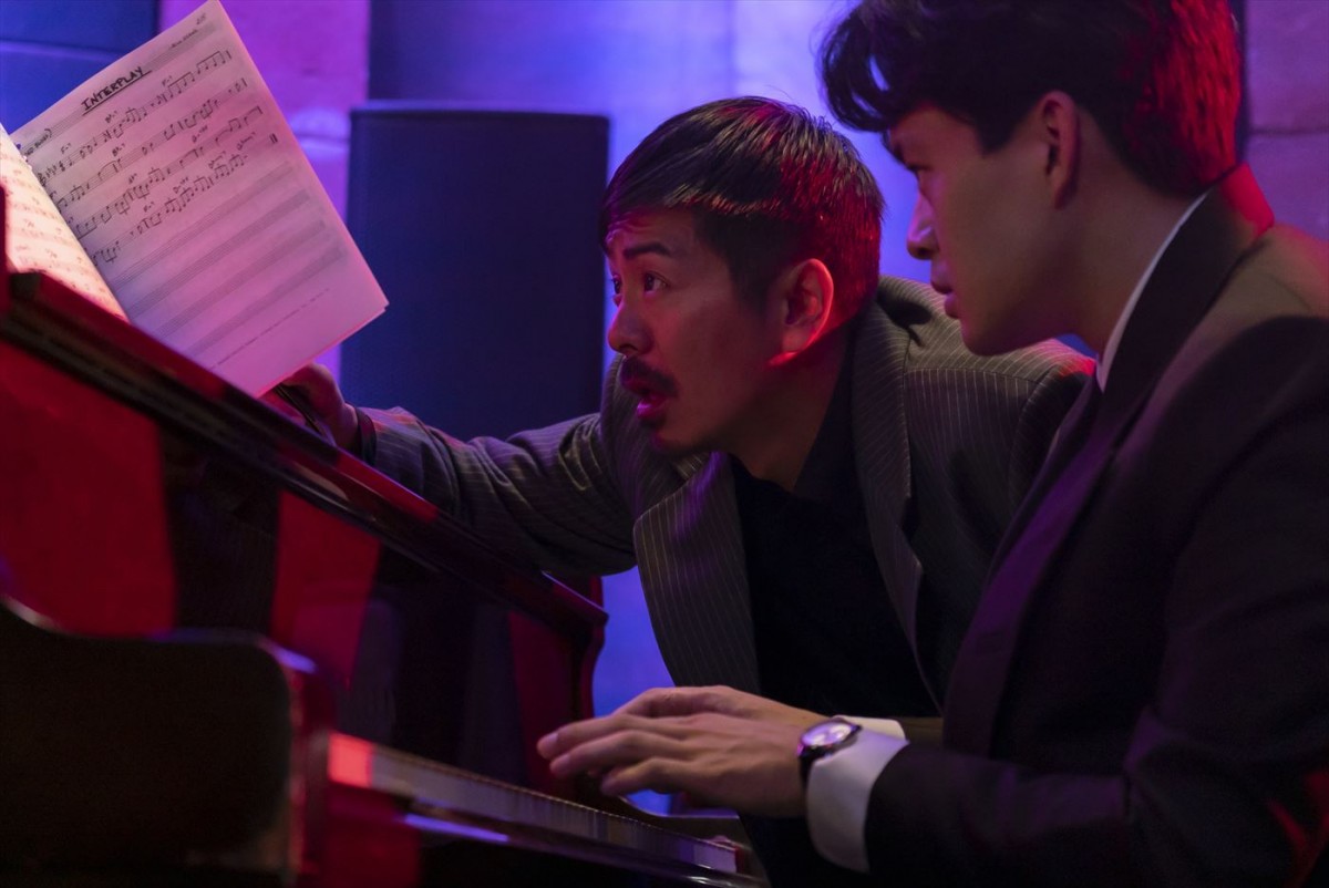 池松壮亮、2人のジャズ・ピアニストを演じ分ける　映画『白鍵と黒鍵の間に』世界観たっぷりの場面写真11点解禁