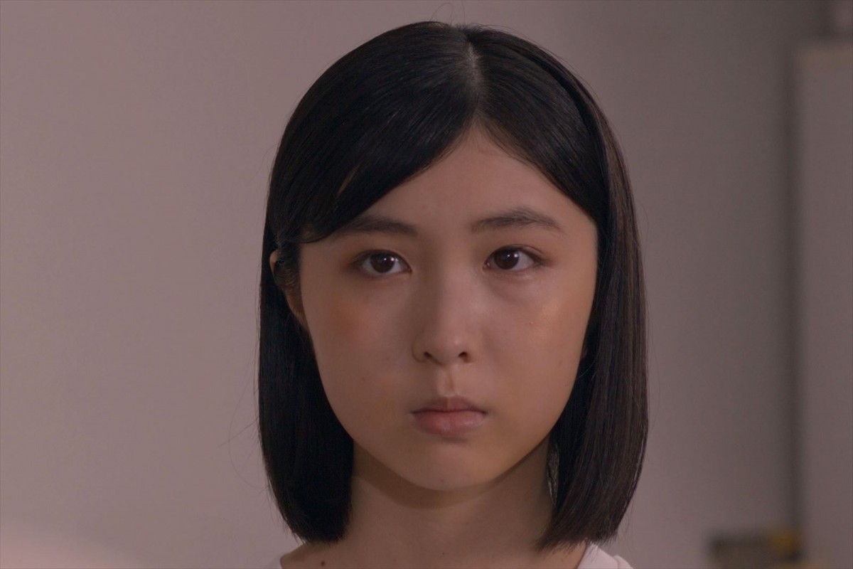3.11から12年、震災の記憶を胸に抱えた少女は、いつしか母になった―映画『海鳴りがきこえる』10.28公開