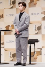 Snow Man・渡辺翔太、「FLARUNE」アンバサダー就任発表会に登場