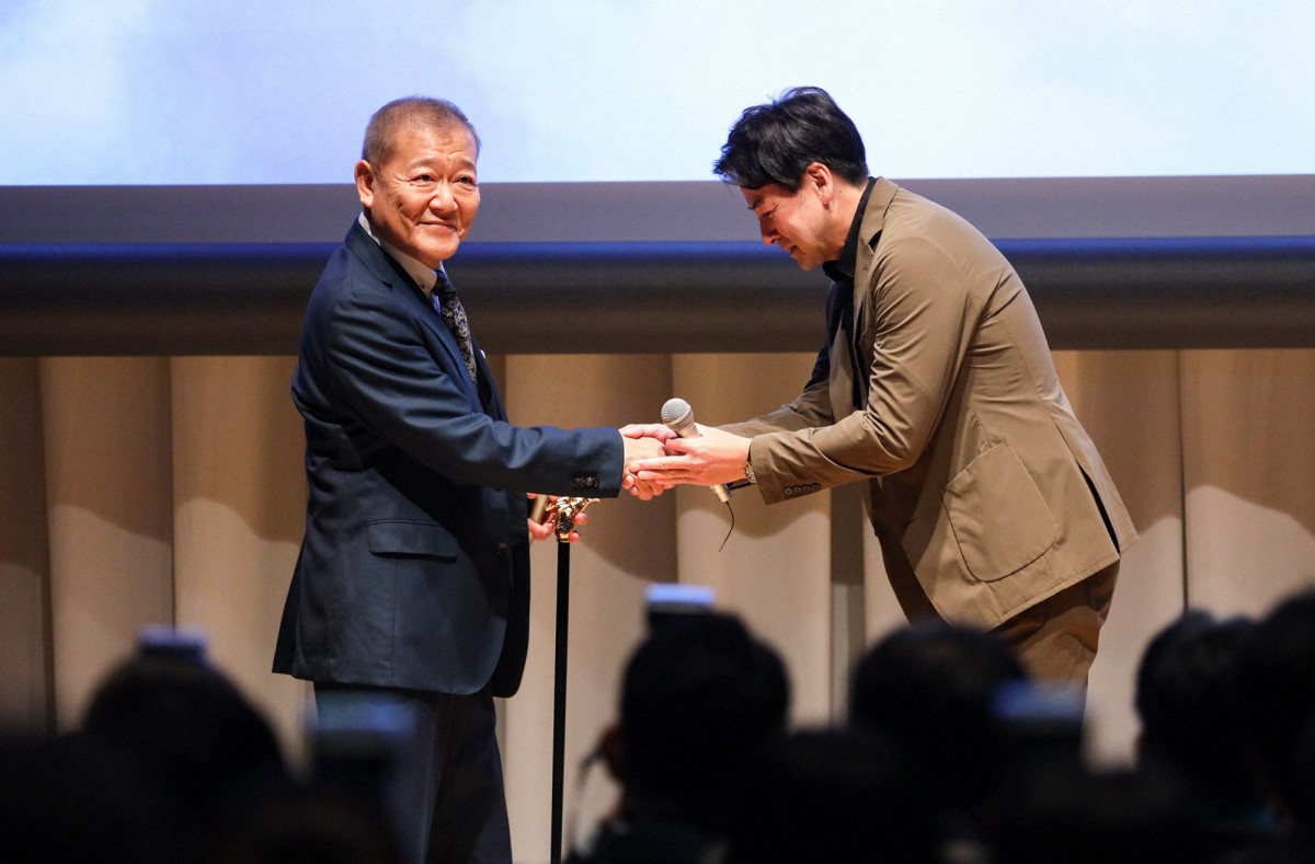 『トリリオンゲーム』“ハル”目黒蓮、“神”塚本高史を追い詰める　「最強」「最高にかっこいい」と反響