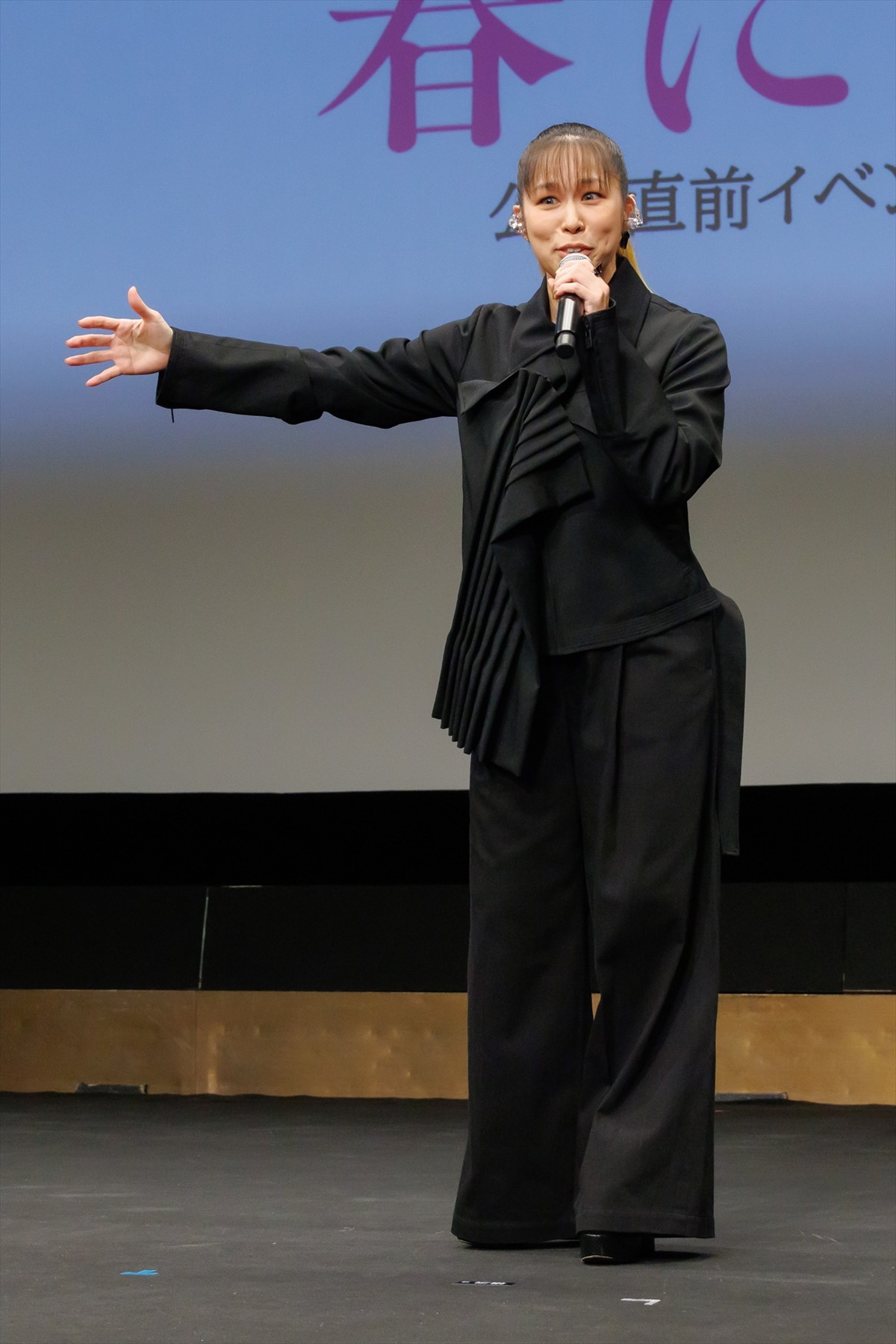 佐藤浩市、横浜流星との登壇で客席にツッコミ「みんな流星しか見てない（笑）」