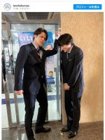 【写真】宮野真守、部下の西垣匠を叱る　『転職の魔王様』オフショットに反響