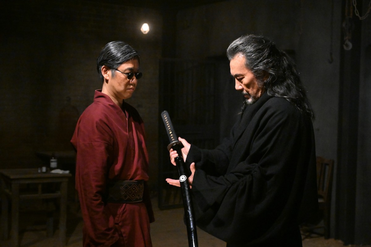 『VIVANT』最終回　“乃木”堺雅人に斬りかかる“ベキ”役所広司　40年の時を超えた宿命の物語に終止符