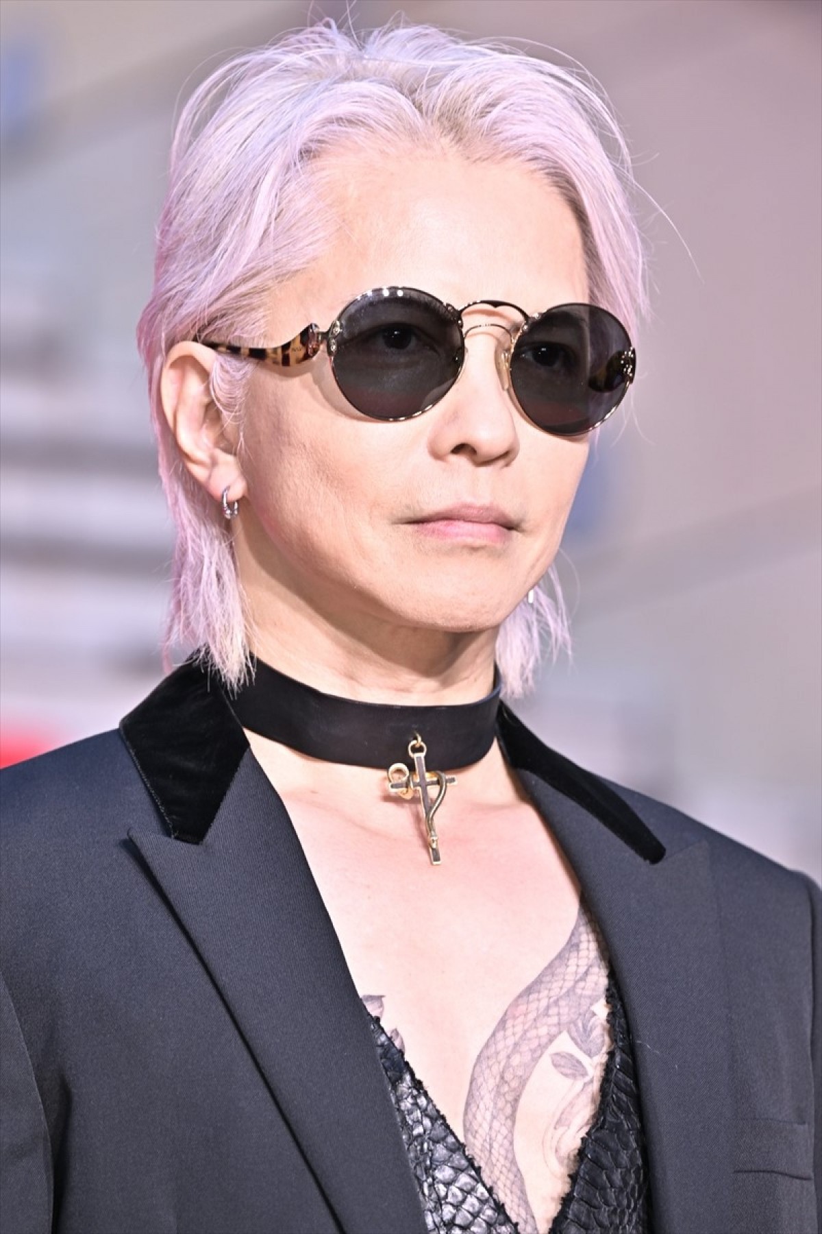 YOSHIKI、ハリウッドに名を刻む初の日本人に　HYDEとともに六本木に登場