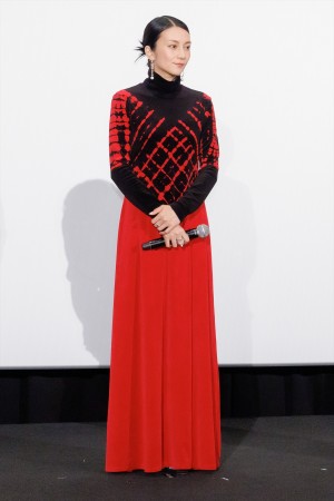 柴咲コウ、『ミステリと言う勿れ』初日舞台挨拶に登場