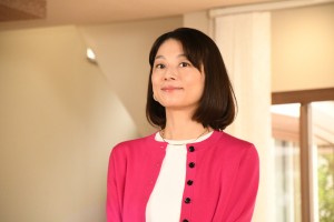 ドラマ『コタツがない家』制作発表会見に出席した小池栄子