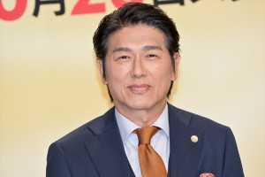 高橋克典、ドラマ8『ハイエナ』記者会見に登場