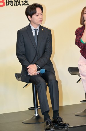 山崎育三郎、ドラマ8『ハイエナ』記者会見に登場