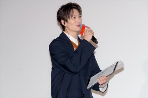 岡田将生、映画『ゆとりですがなにか インターナショナル』初日舞台挨拶に登場