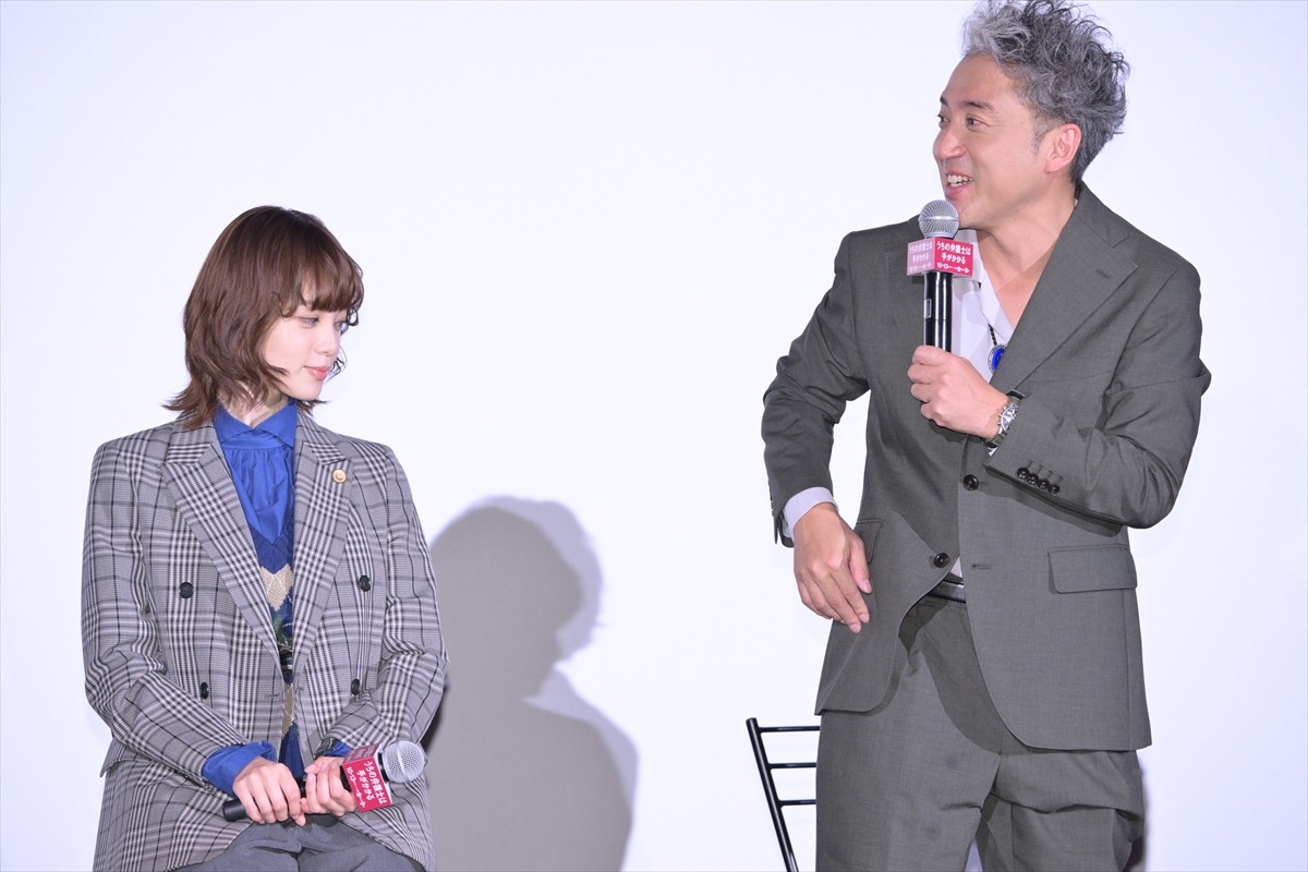 平手友梨奈、ムロツヨシから“殺傷能力が高い言い間違い”暴露され「本当に申し訳なかったです」