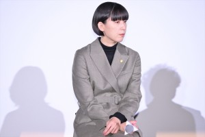 江口のりこ、『うちの弁護士は手がかかる』完成披露試写会・舞台挨拶に登場