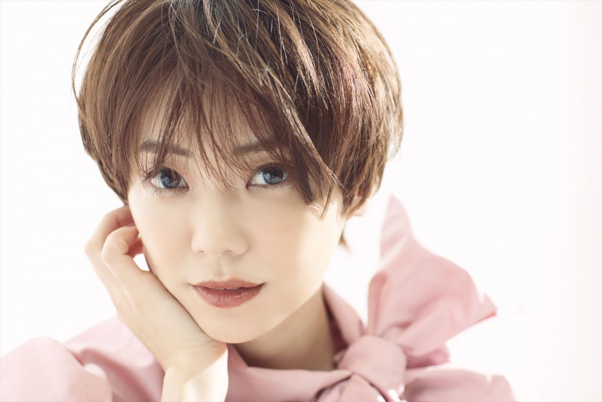 安達祐実＆倉科カナ＆渡邊圭祐が主演！　漫画『三日月とネコ』映画化　迷えるオトナ3人といとしい猫の共同生活描く