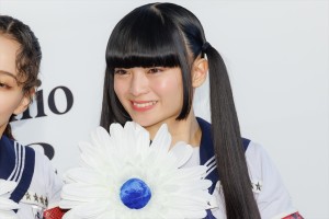 新しい学校のリーダーズ、「GQ MEN OF THE YEAR 2023」フォトコールに登場