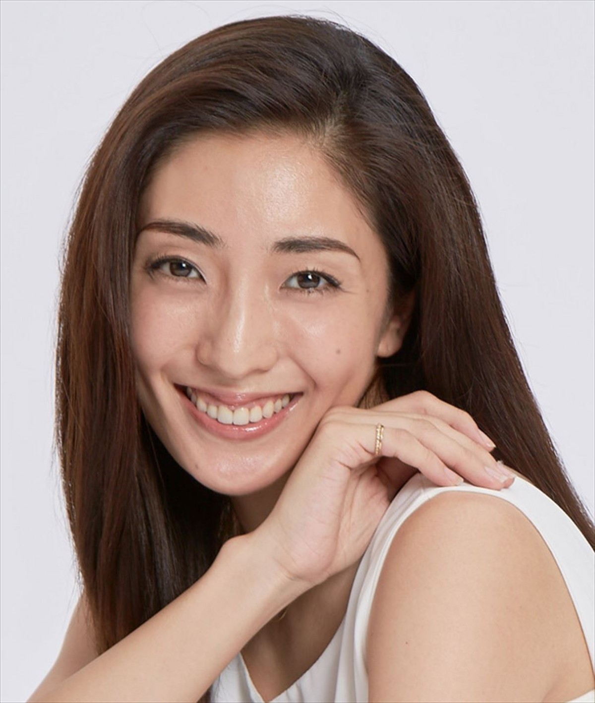 劇団ひとり主演『劇場版 マーダー★ミステリー』、来年2.16公開決定　共演に剛力彩芽、松村沙友理ら