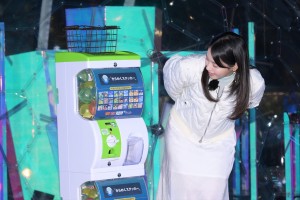 西野七瀬、「ポケモン テラスタルイルミネーション」点灯式に登場