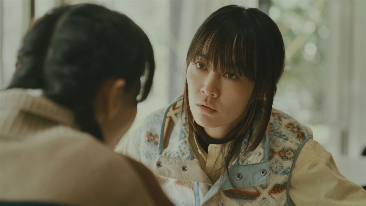 バカリズム脚本『侵入者たちの晩餐』今夜放送！　菊地凛子、白石麻衣ら出演者6人のコメント到着