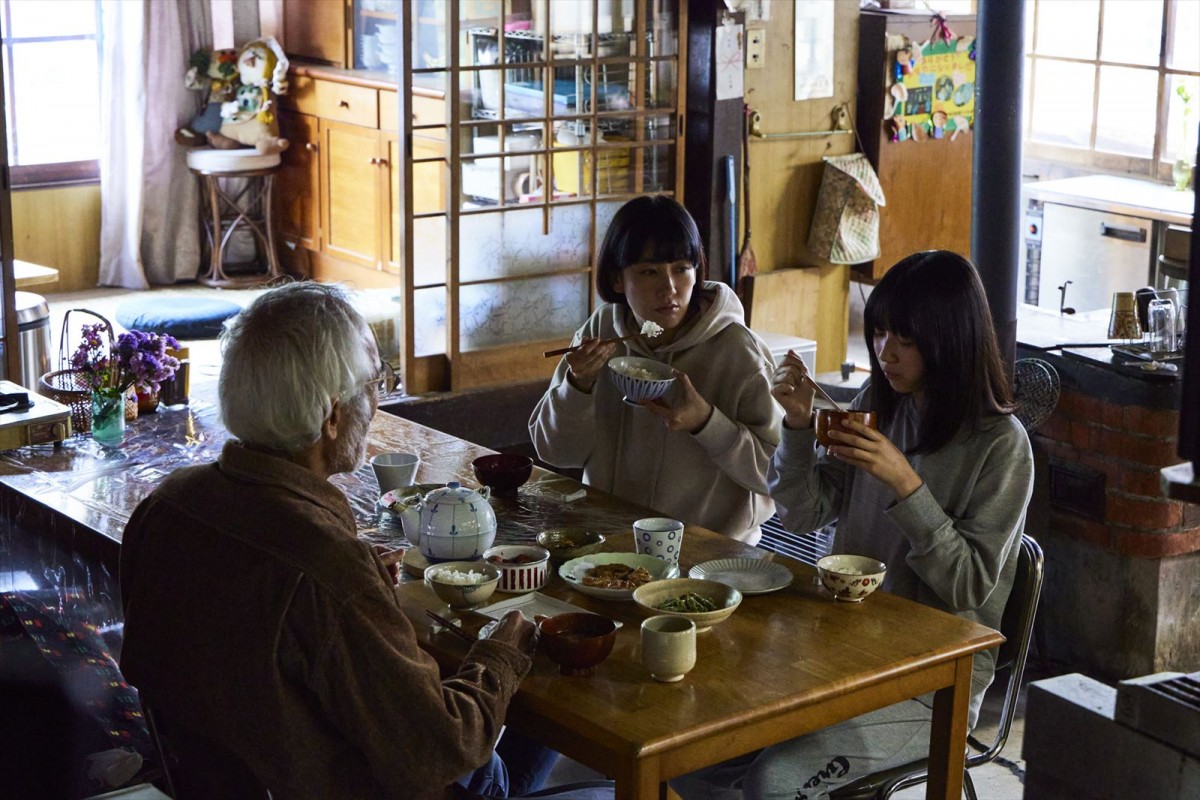 映画初出演で主演の三宅朱莉×水川あさみが母娘に　『霧の淵』来年4月公開決定