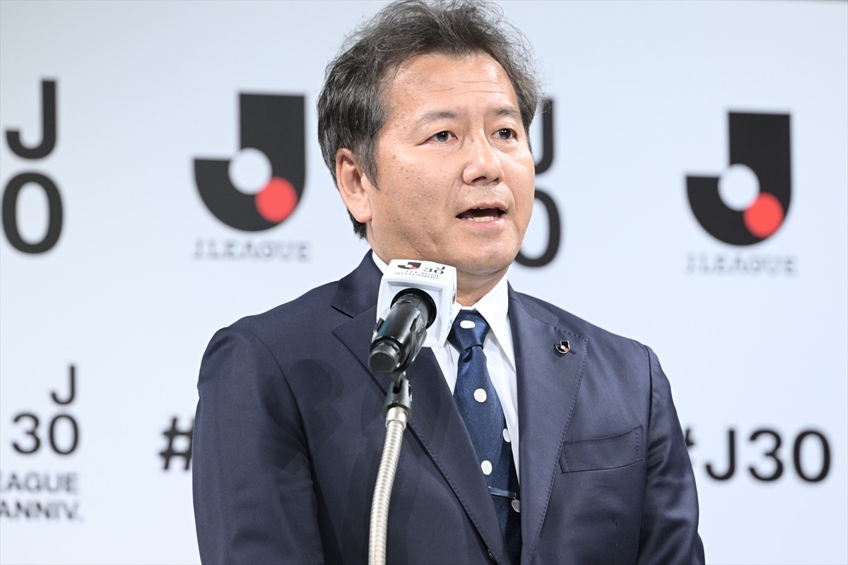 観月ありさ、後輩・朝日奈央の代役で急遽イベント登場もJリーグとの縁明かし拍手喝采