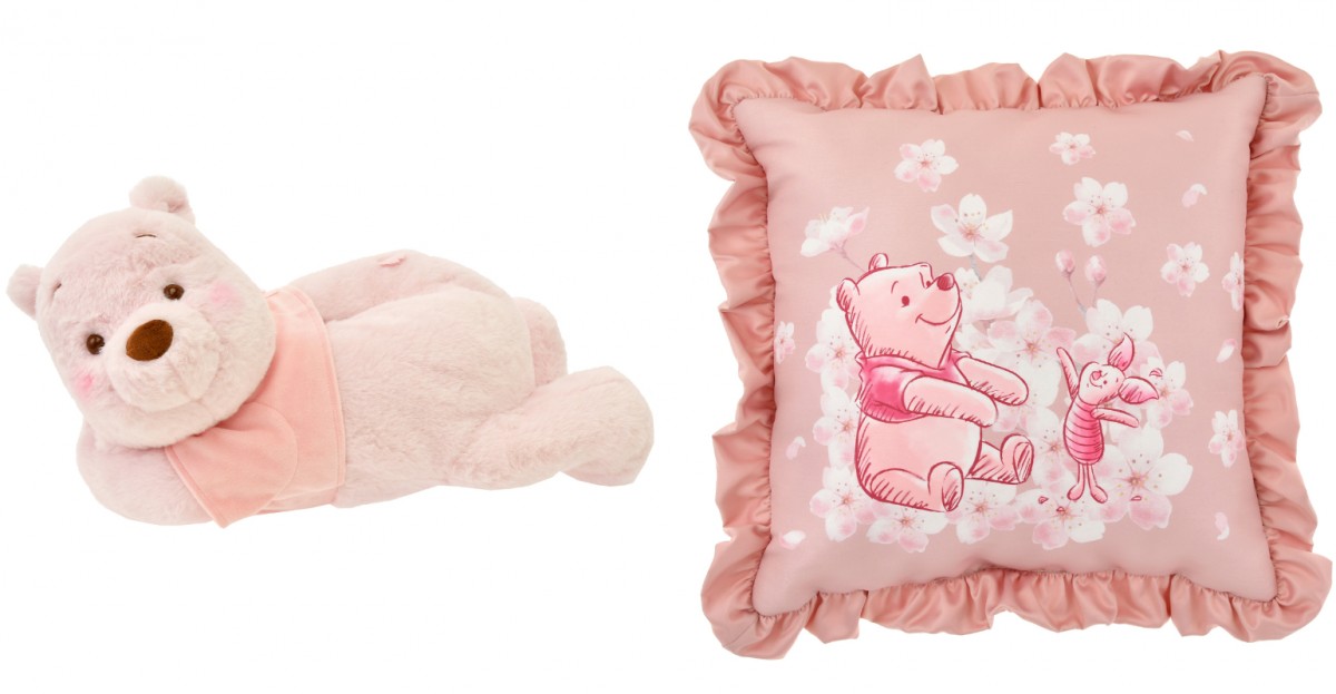 桜モチーフの“プーさんアイテム”新発売! 大人っぽい“くすみピンク”のぬいぐるみも<ディズニーストア>