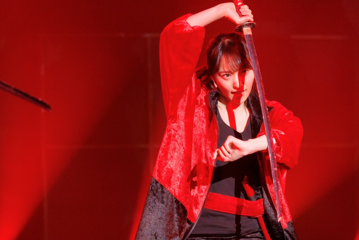 菅井友香、キスシーン＆殺陣アクション　櫻坂46卒業後初舞台『新・幕末純情伝』で“史上最高に美しい沖田総司”を熱演