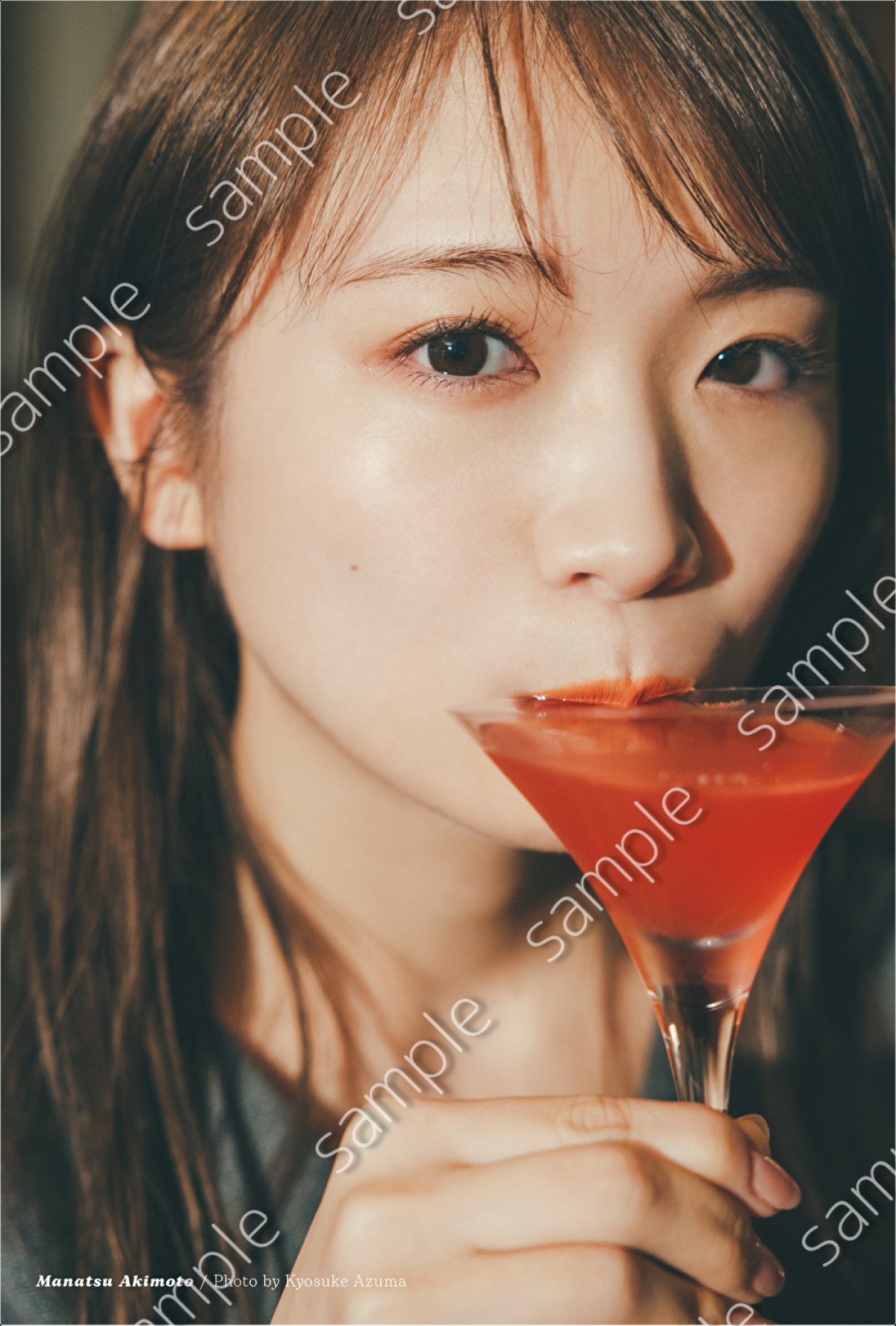 乃木坂46・秋元真夏、卒業写真集より5期生・井上和、菅原咲月との対談カット公開