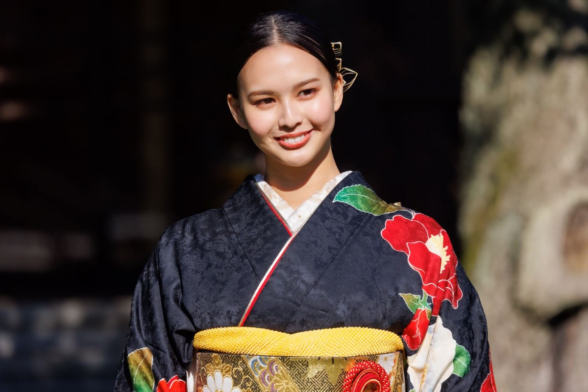 河野景子＆元貴乃花親方の次女・白河れい、両親の名前を伏せてオーディションサイトに登録
