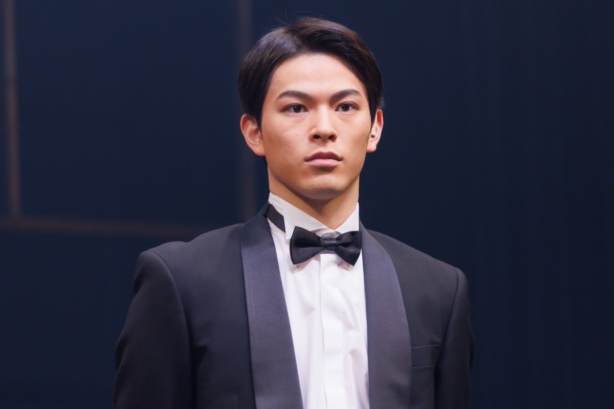 菅井友香、キスシーン＆殺陣アクション　櫻坂46卒業後初舞台『新・幕末純情伝』で“史上最高に美しい沖田総司”を熱演