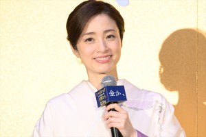 上戸彩、映画『シャイロックの子供たち』公開直前イベントに登場