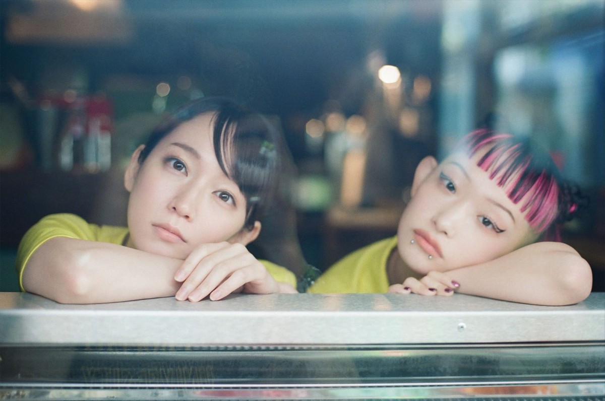 吉岡里帆＆モトーラ世理奈共演『アイスクリームフィーバー』特報解禁　主題歌は吉澤嘉代子