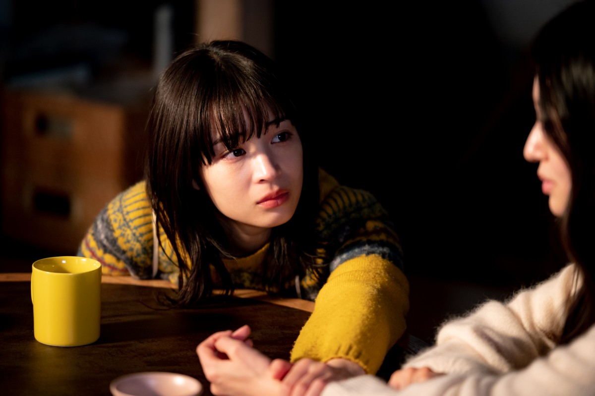 『夕暮れに、手をつなぐ』“空豆”広瀬すず＆“音”永瀬廉が手をつなぐ　「タイトル回収」「切ない」と反響