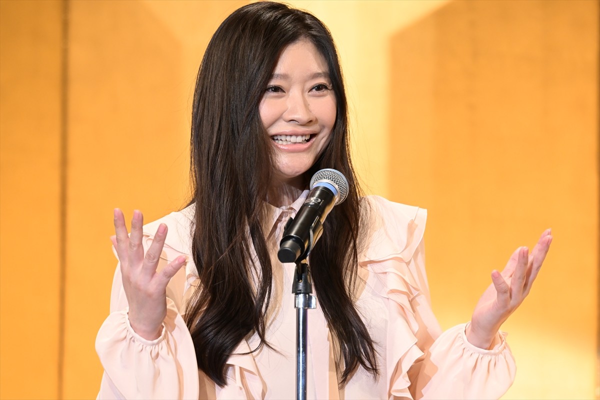 中川大志のエランドール賞・新人賞を小栗旬が祝福　『鎌倉殿』殴り合いシーンも回想