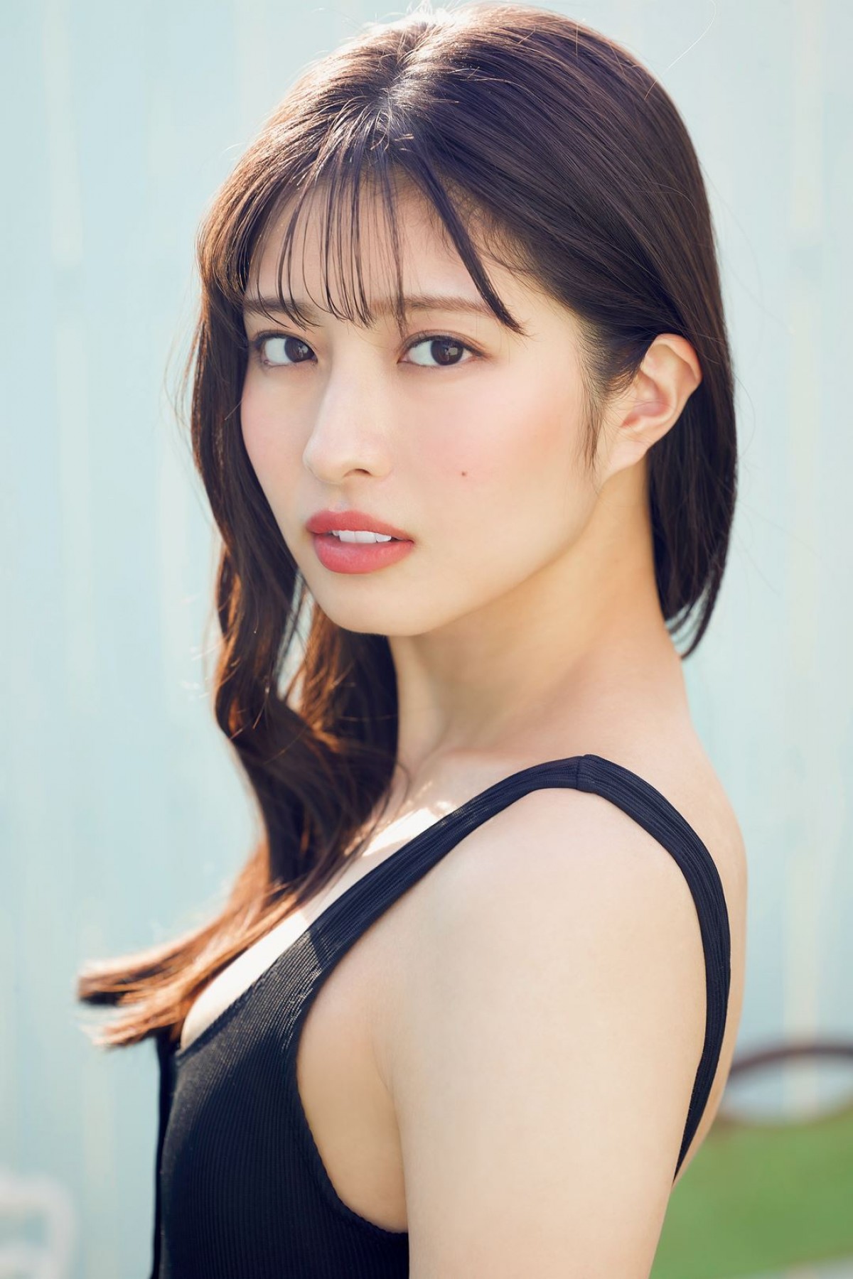 AKB48小栗有以21歳、グラビアで大人っぽい新たな一面