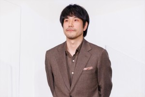 松山ケンイチ、映画『ロストケア』完成披露舞台挨拶に登場