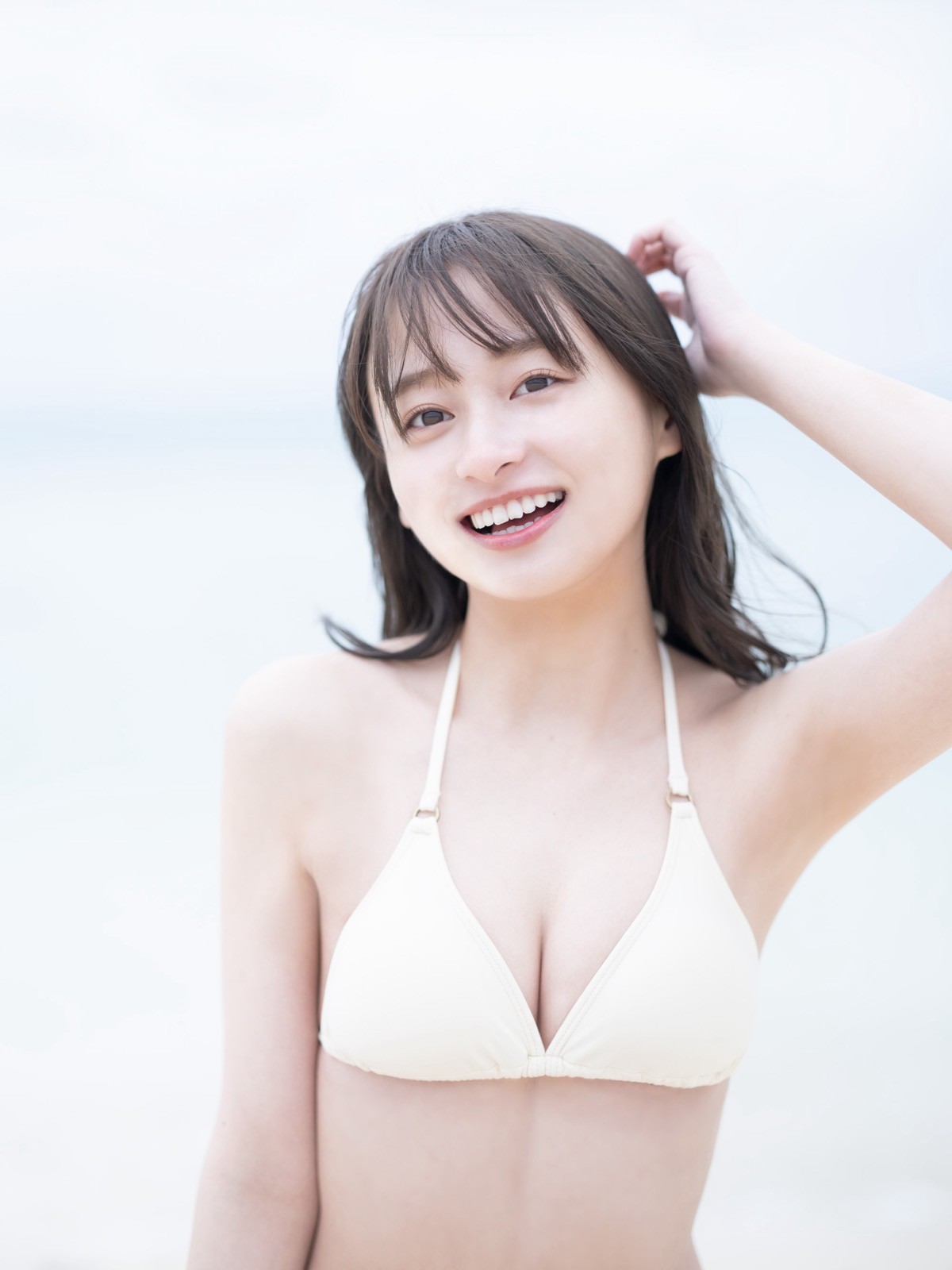 日向坂46・影山優佳、初の水着カット公開「間違いなく新しい“影山優佳”」