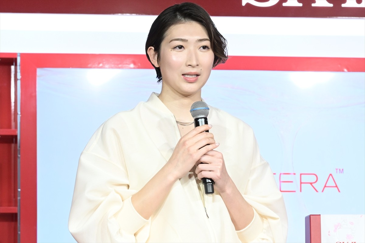 綾瀬はるか、美肌の秘訣を告白　新社会人・池江璃花子選手にもエール