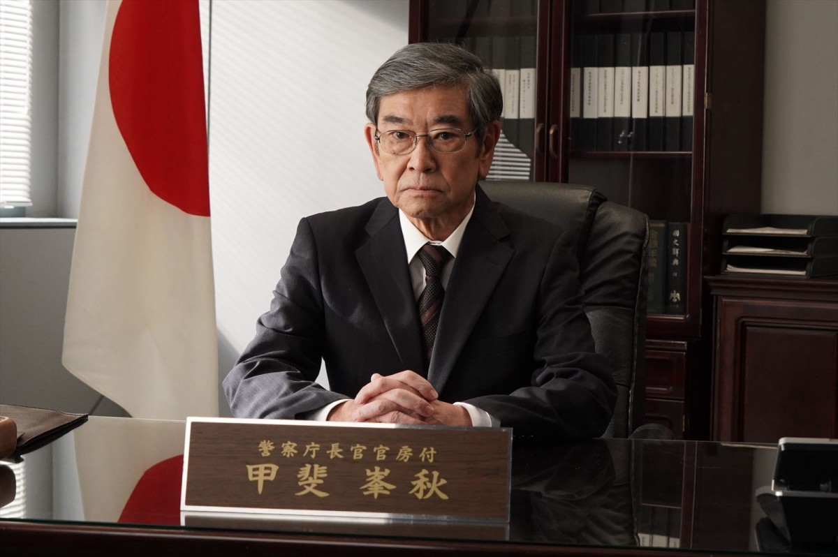 『相棒』“官房長”小野田の遺骨が盗まれる異常事態　“神戸尊”及川光博、“米沢”六角精児も集結！