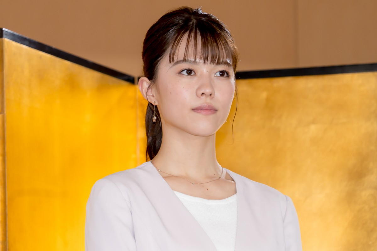 八木勇征、桜井ユキとの共演エピソード明かす「“グルメマウント”を取ってます」