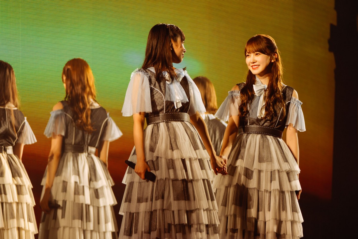 日向坂46、初スタジアムでデビュー4周年ライブ　休演の影山優佳＆山下葉留花サプライズ登場で32人全員そろう