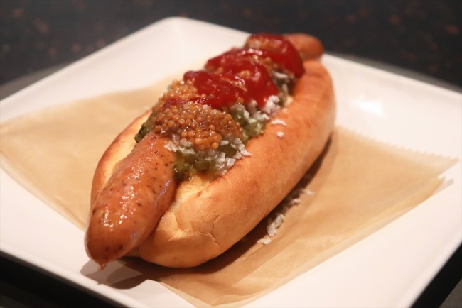 写真）新宿・歌舞伎町に“高級映画館”が誕生！ 1人4500円～の内部は