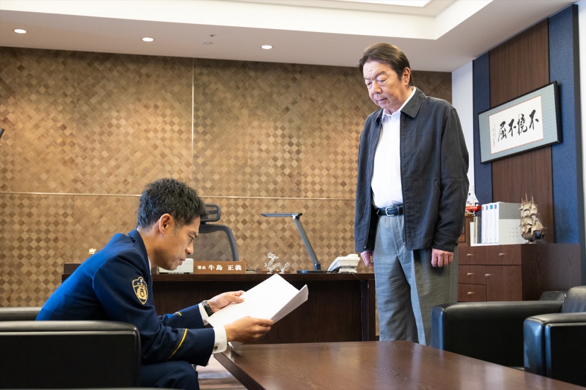 『ケイジとケンジ、時々ハンジ。』第2話　人気俳優襲撃事件が発生　スピード解決と思いきや捜査は急展開