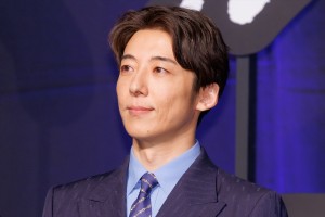 高橋一生、映画『岸辺露伴 ルーヴルへ行く』完成報告イベントに登場