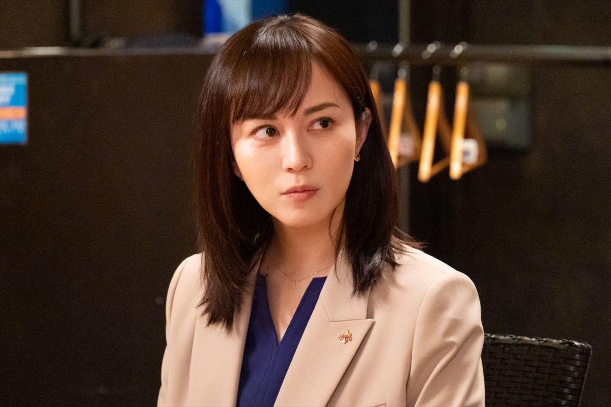 『ケイジとケンジ、時々ハンジ。』第2話　人気俳優襲撃事件が発生　スピード解決と思いきや捜査は急展開