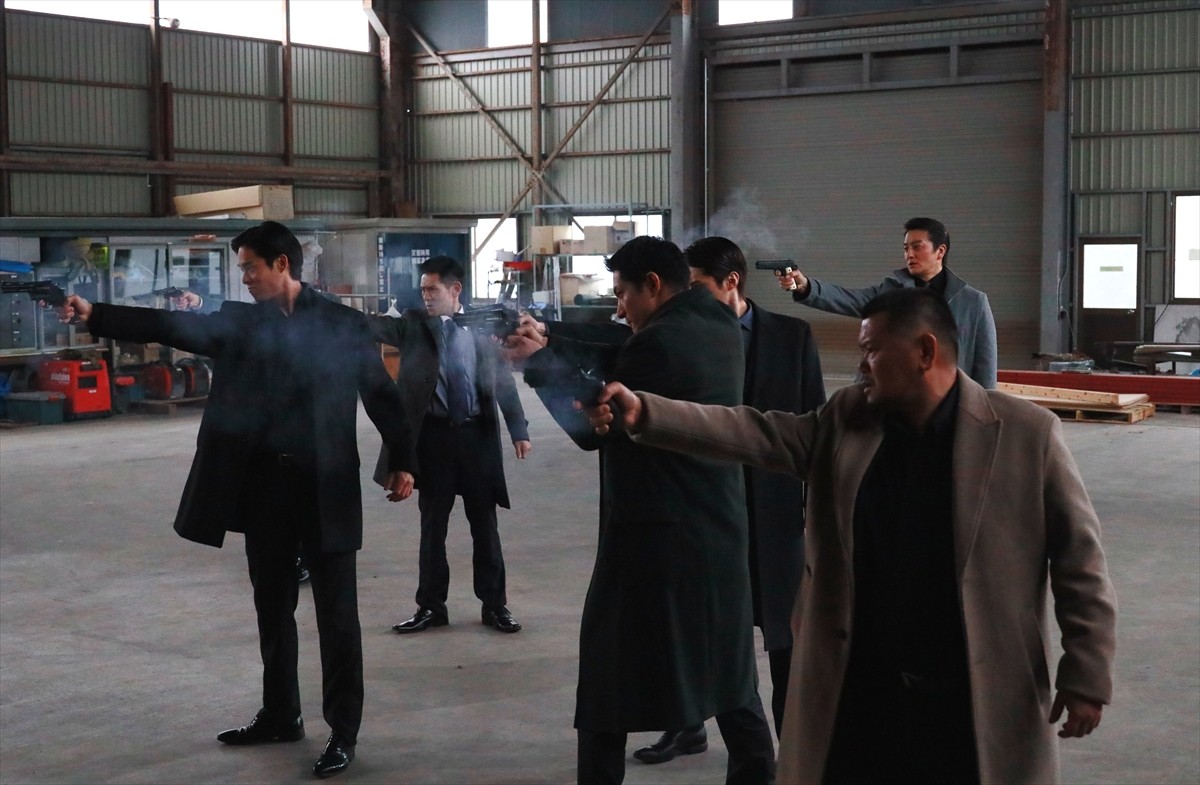 『日本統一 関東編』第6話　“氷室”本宮泰風、“清純”一ノ瀬竜率いる集団のアジトへ