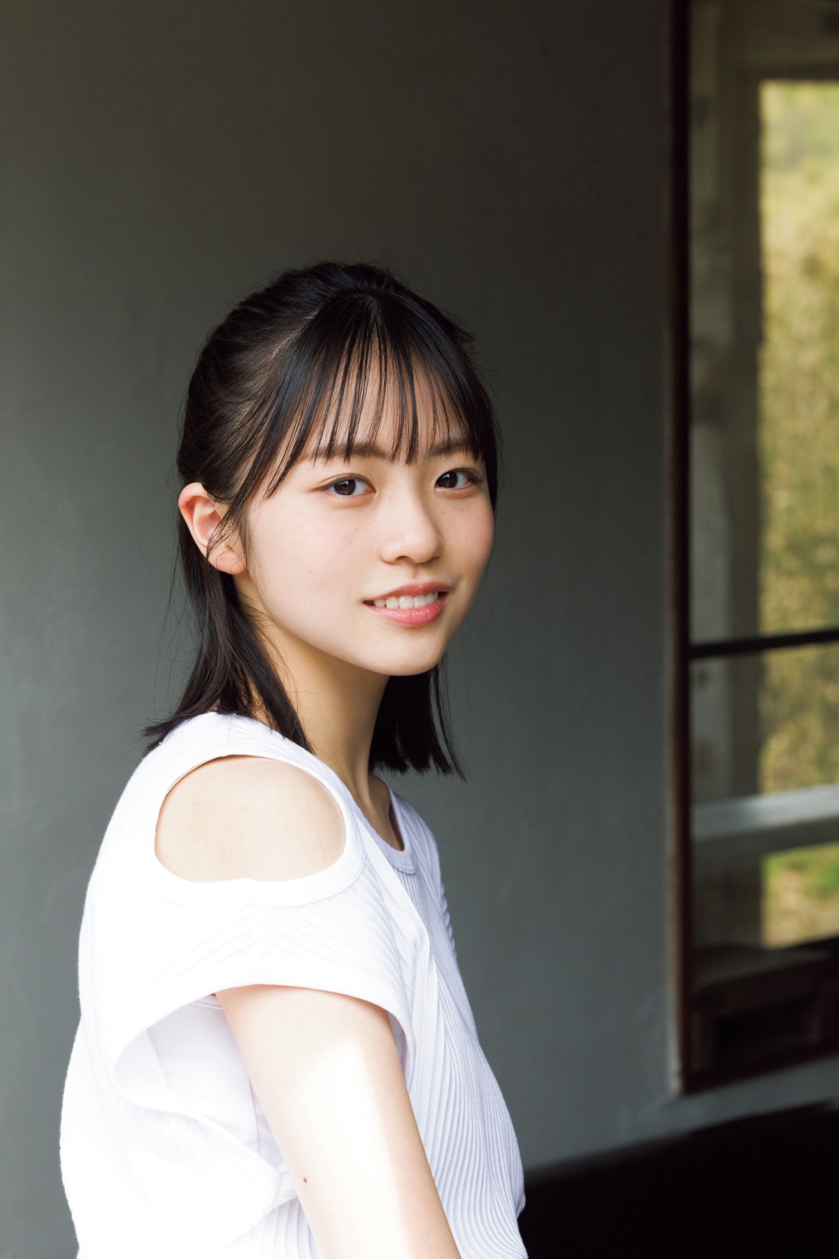 日向坂46・正源司陽子、16歳の透明感あふれるグラビア披露