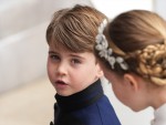 【写真】ルイ王子、バルコニーイベントでのキュートなモーメント