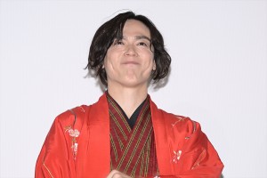 塩谷瞬、Vシネクスト『忍風戦隊ハリケンジャーでござる！シュシュッと 20th anniversary』完成披露舞台挨拶に登場