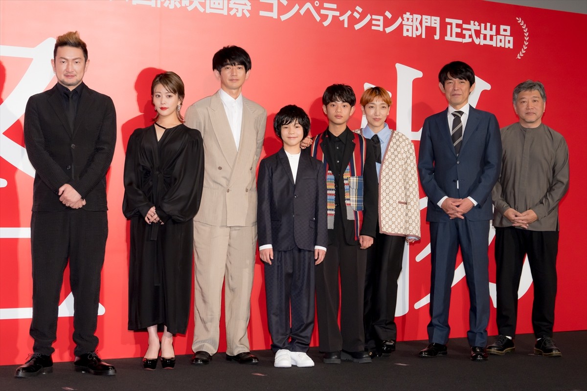 是枝裕和監督、坂本龍一さんに感謝「ご一緒できたのは自分にとって誇り」