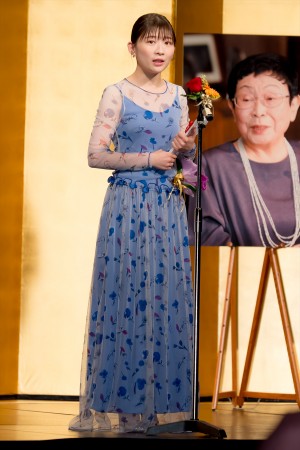 伊藤沙莉、第31回橋田賞授賞式に登場