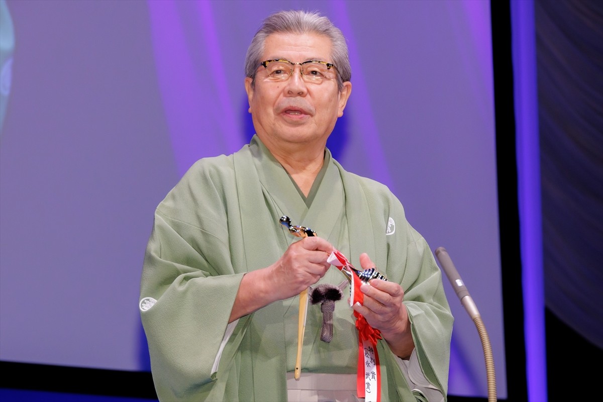 岡田准一、高倉健さんが中井貴一に渡した腕時計を継承　特別主演男優賞に「救われた思い」
